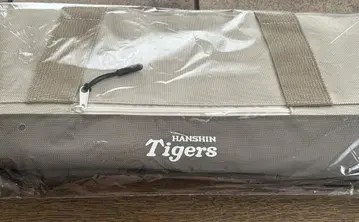 한신 타이거즈 토트백 및 접이식 쿠션 FC 한정판