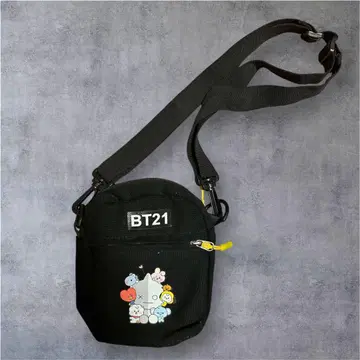 BTS 숄더백 블랙