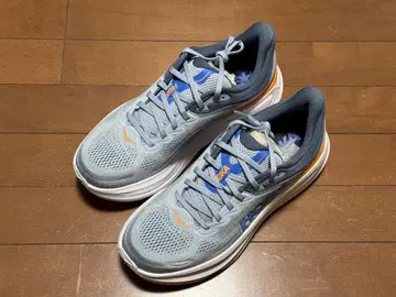 HOKA BONDI 9 본다이 9 28cm