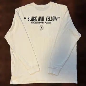 RATS 화이트 긴팔 티셔츠 "BLACK AND YELLOW"