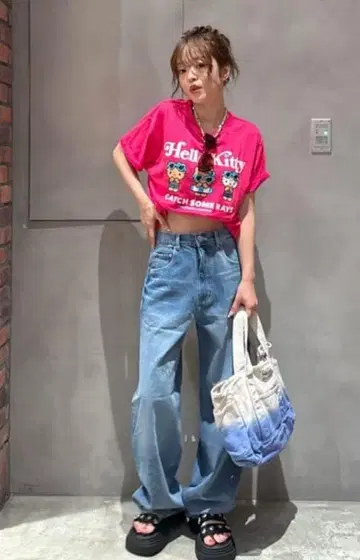산리오 콜라보 바캉스 키티 셔츠 핑크 S 사이즈 택 포함 새상품