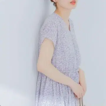 URBAN RESEARCH Sonny Label 플라워 프린트 블라우스