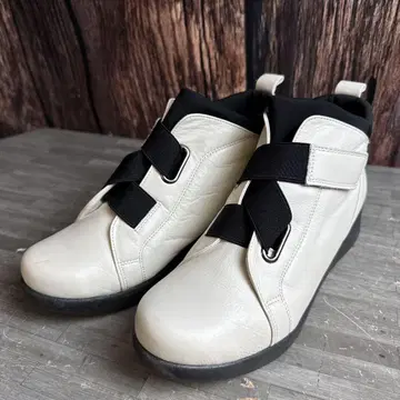 모네 가죽 천연 가죽 스니커즈 하이컷 벨트 통굽 화이트