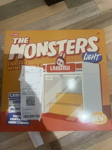 LABUBU wacky mart 와키 마트 시리즈 전시 박스