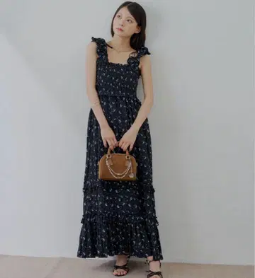 Chico 프릴 디자인 베어 원피스