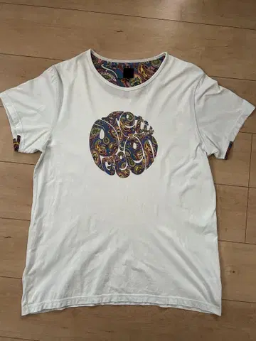 pretty green 티셔츠