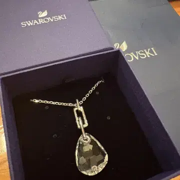 스와로브스키 목걸이