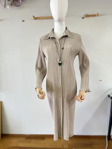 리브 소재 스트라이프 패턴, 플리츠 셔츠 원피스