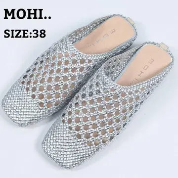 새상품급 MOHI.. 플랫 메쉬 샌들 뮬 실버