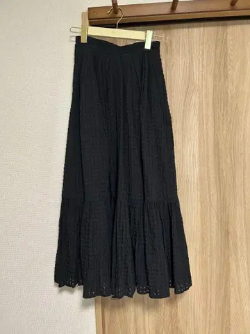 하립투 Stripe Jacquard Volume Skirt
