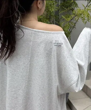 시어스 러브 원포인트 자수 오버 티 긴팔 여름 라이트 그레이 UV 차단