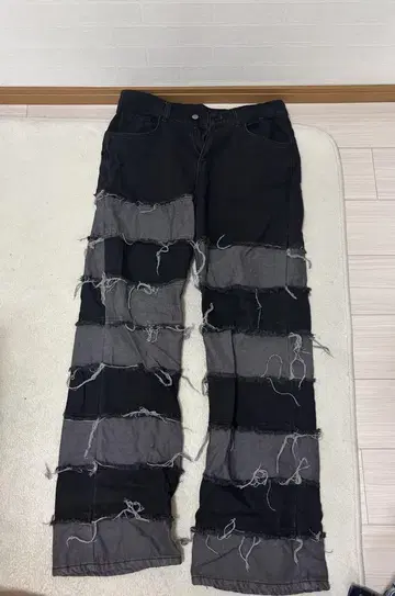 스트라이프 디자인 데님 팬츠