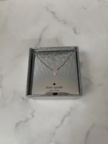 kate spade 목걸이와 귀걸이 세트