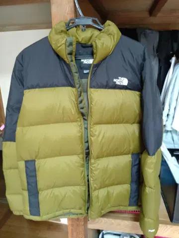 THE NORTH FACE 다운 자켓 올리브 그린/블랙