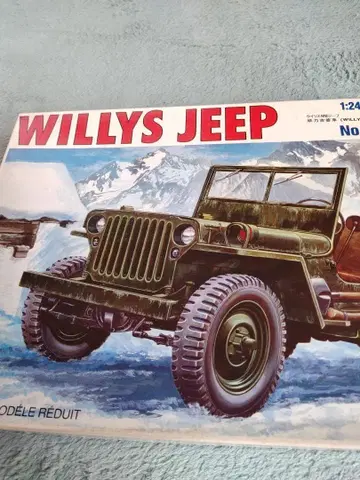 Willys Jeep 1:24 프라모델 키트