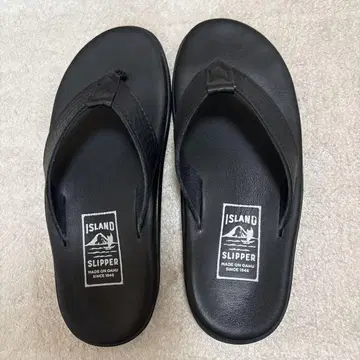 ISLAND SLIPPER 천연 가죽 샌들