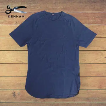 레이어드 스타일이 돋보이는 DENHAM 덴함 크루넥 반팔 티셔츠 M