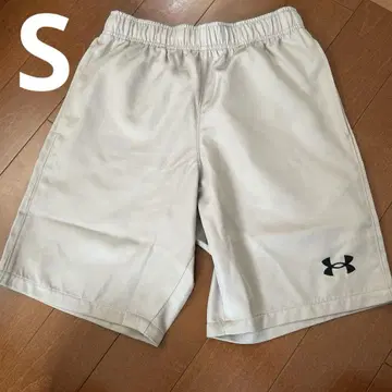 언더아머 하프 팬츠 S