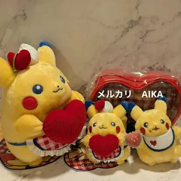 PIKACHU DINER 햄버거와 하트 마스코트 봉제 인형 파우치