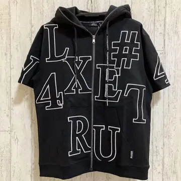 LUXE/R 분또 저리 로고 부착 큐빅 ZIP 반팔 후드티