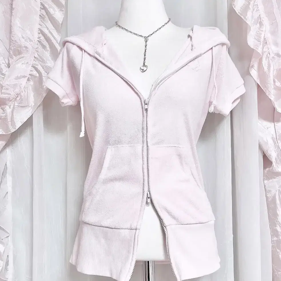 ♡ぷりん ♡ LIZLISA | 리즈리사 Lizlisa Pink Two-Zipper Vahn Short-Sleeve
