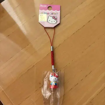 지역 특산품 키티 한국 치마 저고리 빨간색
