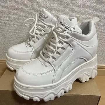 통굽 스니커즈 24.5cm