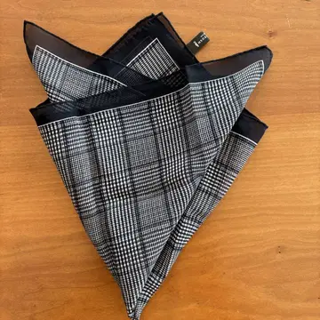 MACKINTOSH LONDON 실크 포켓 치프