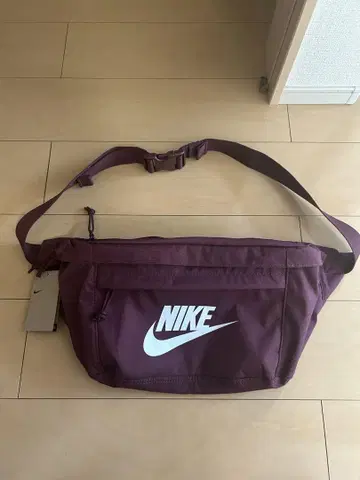 미사용 새상품 NIKE TECH HIP PACK 10L