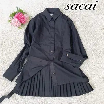 컨디션 최상 sacai 사카이 백 플리츠 긴팔 셔츠 블랙 17년산 2