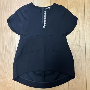 YOKOCHAN 요코짱 플레어 슬리브 펄 슬릿 라인 블라우스 38