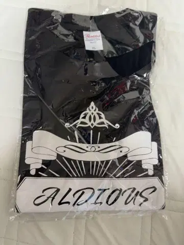 ALDIOUS 알디아스 티셔츠 미개봉품 XL