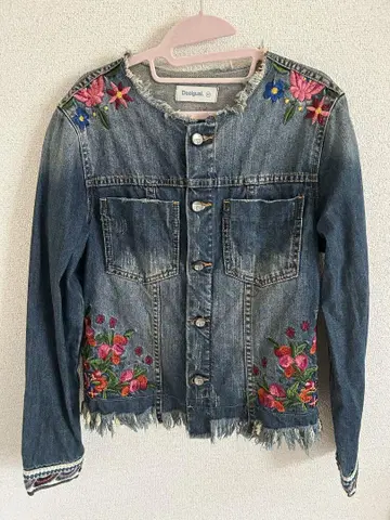 Desigual 데님 자켓 꽃무늬 자수 L 사이즈