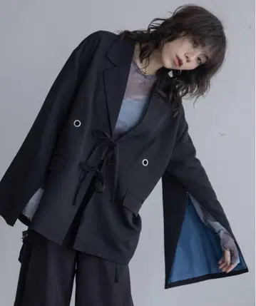 VACANCY 더블 리본 자켓 블랙