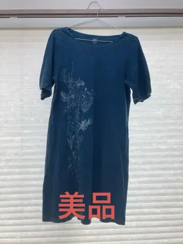 그라니프 다크 블루 플라워 프린트 반팔 원피스 새상품급