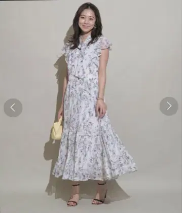 저스길리티 꽃무늬 보타이 플리츠 원피스