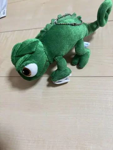 디즈니 리조트 파스칼 어깨에 앉는 인형