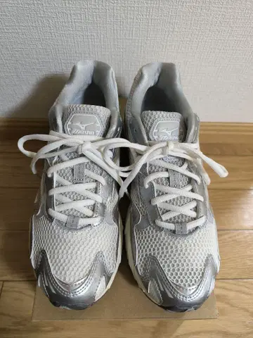 MIZUNO 스니커즈