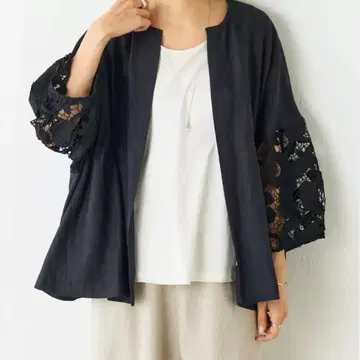 BEARDSLEY 비어즐리 소매 레이스 린넨 겉옷 블랙