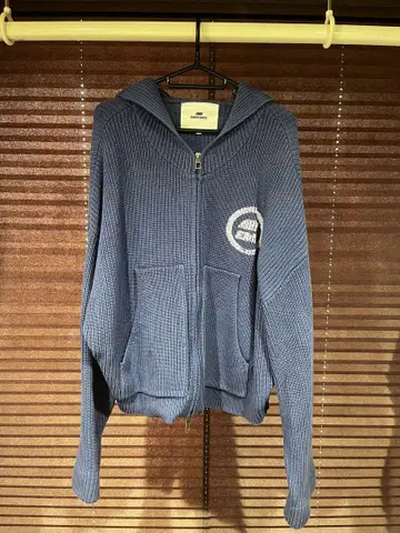 EME 후드 부착 리브 니트