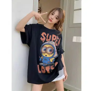 미니언 블랙 티셔츠 새상품