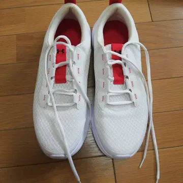 Under Armour UA 빅토리 화이트/레드 스니커즈