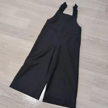모리노가쿠코 어깨 프릴 살로펫 팬츠 블랙