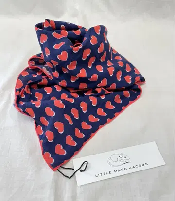 택 포함 새상품 little mark jacobs 스카프