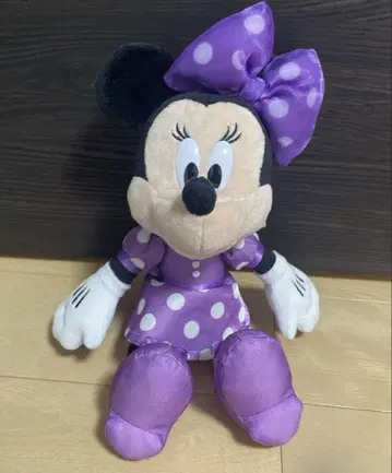 택 포함 새상품 미니 봉제 인형 배지 보라색 미니의 날 디즈니