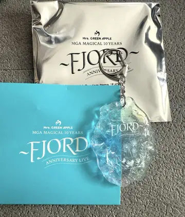 Mrs. GREEN APPLE 미세스 FJORD 피요르드 가챠 키링