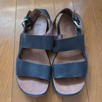 실바노마차 이탈리아제 가죽 샌들