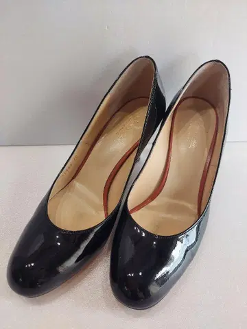 Odette e Odile 블랙 펌프스