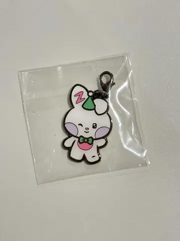zb1 zeroni 제로니 POPUP 메탈 참 유니니 유진