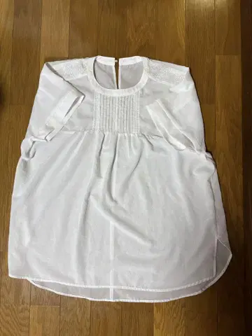 미사용 슈라루 레이스 화이트 블라우스 루즈핏 M
